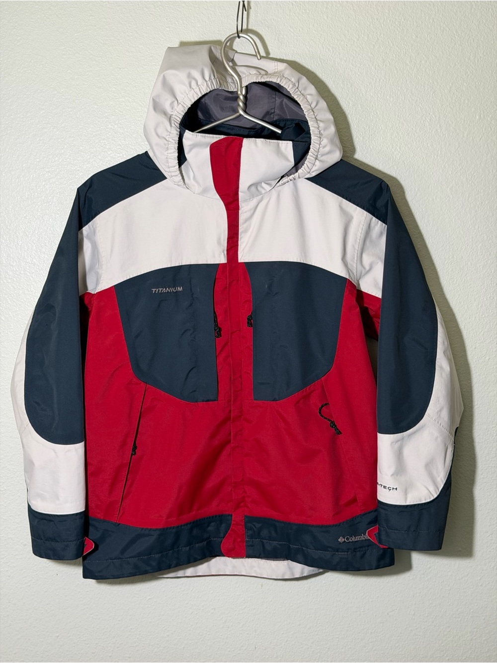 Columbia Youth M 10/12 RedWhiteBlue Titanium Omni-Tech Hooded Winter Ski Jacket